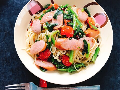 ソーセージとトマトのパスタ